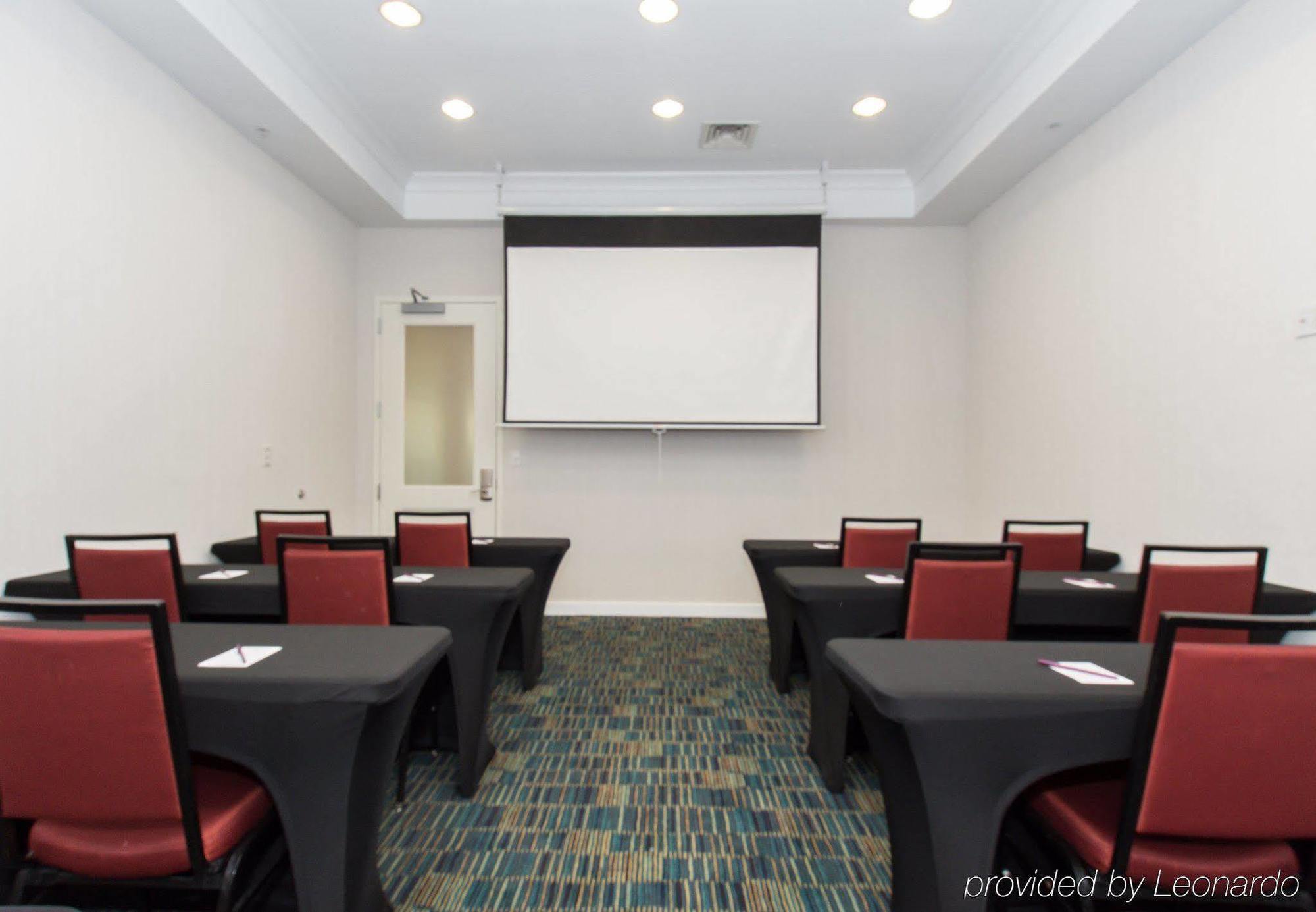 Hotel Charlotte 2*